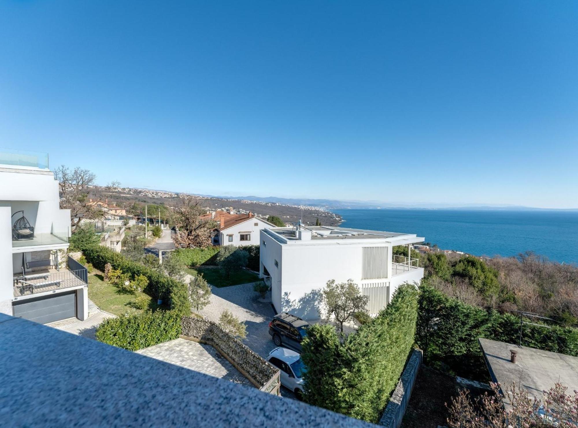 Apartments Baricevic Opatija Bagian luar foto